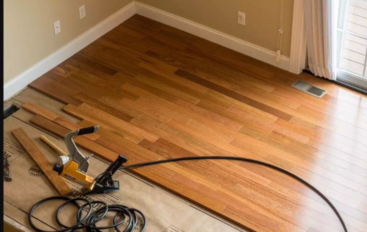 Installation de plancher, Val-des-Monts