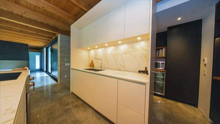 Cuisine contemporaine, plan de travail