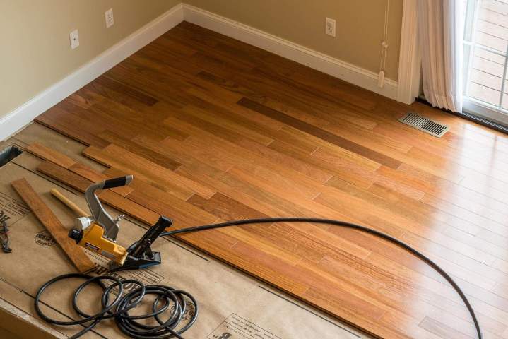  Installation de plancher résidentiel